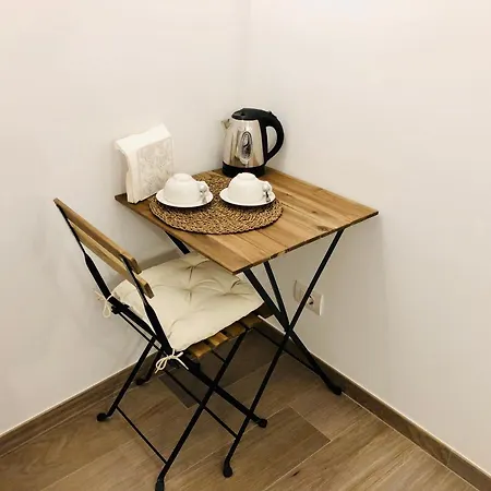 Couette-café Atipico Bari